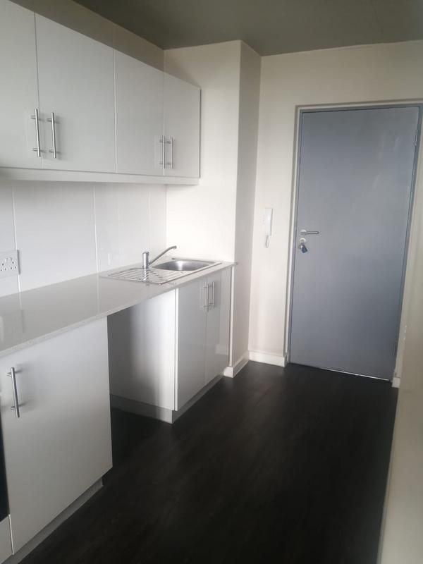 To Let 1 Bedroom Property for Rent in Observatory Western Cape